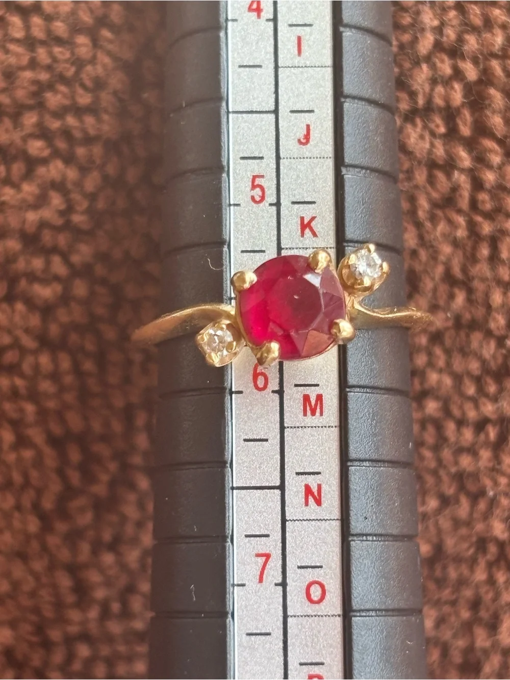 N/A elegant gold